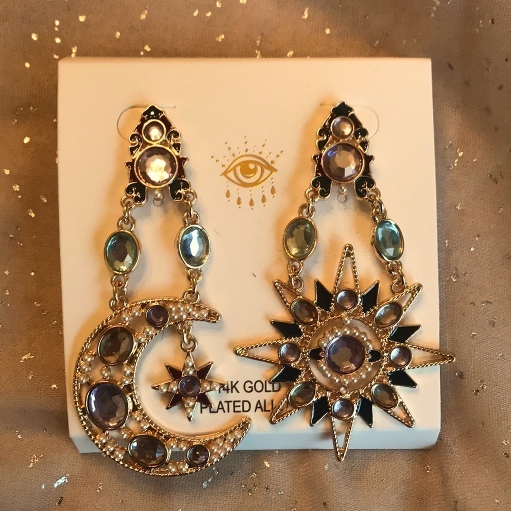 Brand New 14K Gold Plated Alloy Sun & Star Dangly Drop Earrings